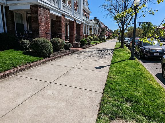 3rd image of 7 N Arthur Ashe Blvd #3