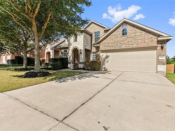 4th image of 3914 Harvey Penick Dr