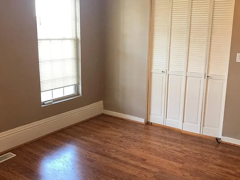 1140 Buffalo St #6 — Photo 4