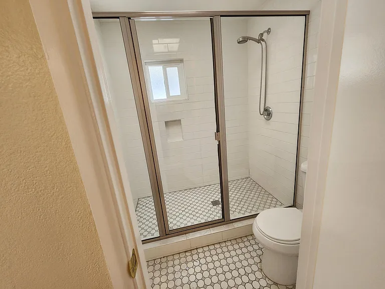 1569 Locust St — Photo 19