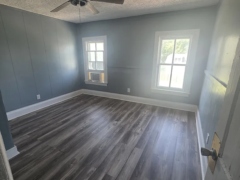3 Stoner Ave — Photo 6