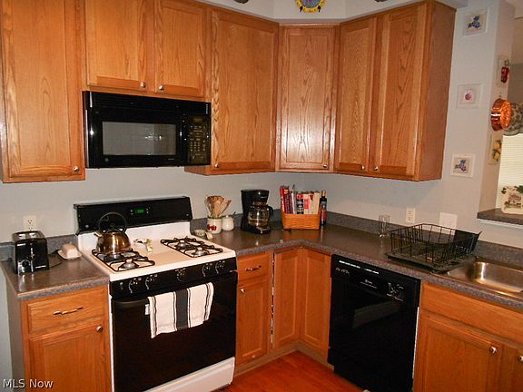 5th image of 4759 Belmont Dr