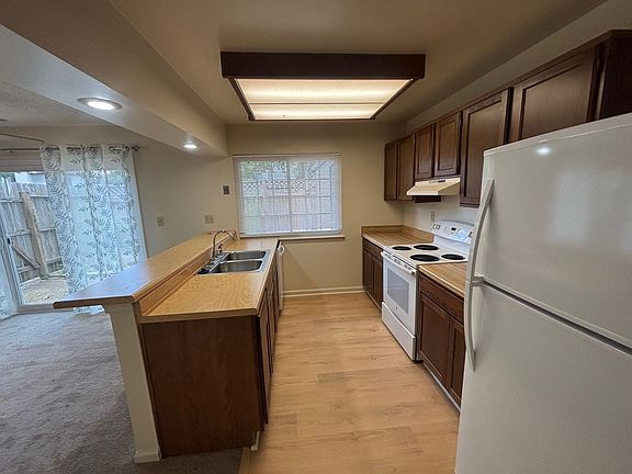 3rd image of 5200 Sorrel Ct