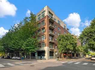 821 NW 11th Ave APT 321, Portland, OR 97209