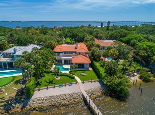 99 N Sewalls Point Rd, Sewalls Pt, FL 34996