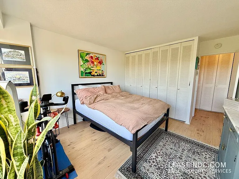 1311 Delaware Ave SW #S541 — Photo 15