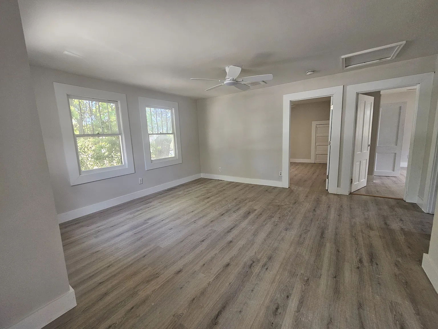 2 bed, 700 sqft, $1,550 — Photo 1