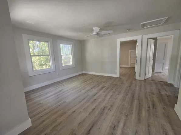 2830 N Elmore Ave APT B, Tampa, FL 33602