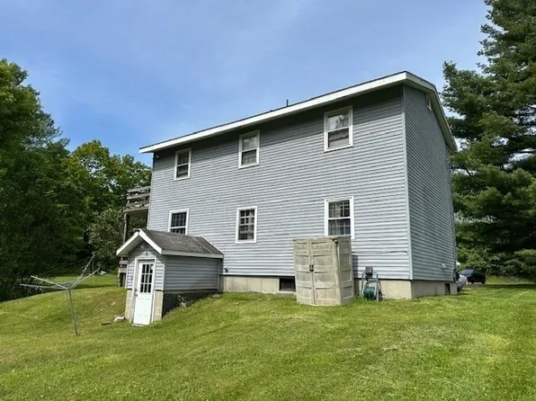 233 Cadwell Rd, Pittsfield, MA 01201