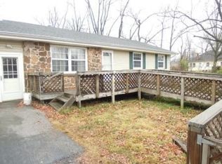 2042 S Farm Rd 133, Springfield, MO 65807