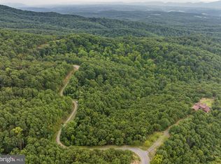 104 Bluffs Lookout Rd, Fort Ashby, WV 26719