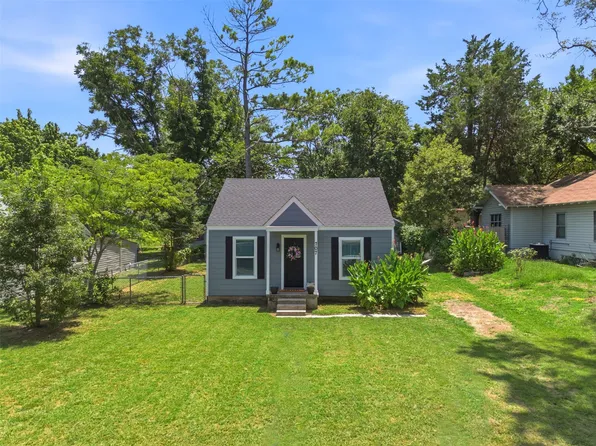 707 W Water St, Weatherford, TX 76086