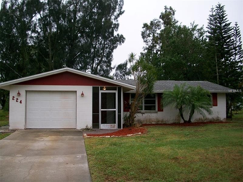 1st image of 224 Hibiscus St