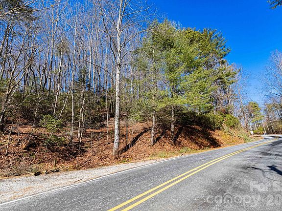 2nd image of 999 Flat Creek Valley Rd