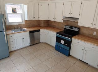 471 Westfield Ave, Bridgeport, CT 06606