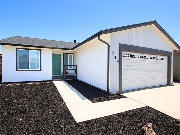 2nd image of 714 Heather Ct