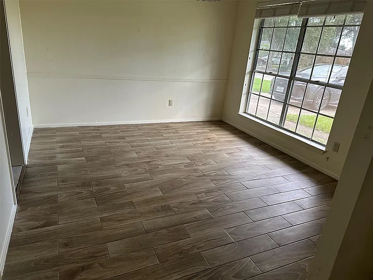 13910 Towne Way Dr — Photo 6