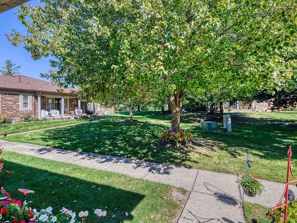 49554 Bishop Ct Court, photo 8