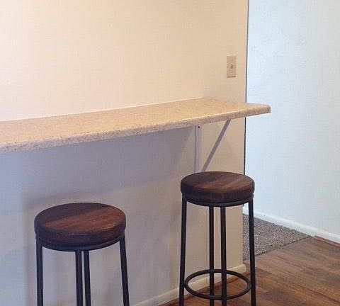 Breakfast bar