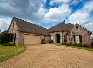 64 Turnbury Dr, Bossier City, LA 71111