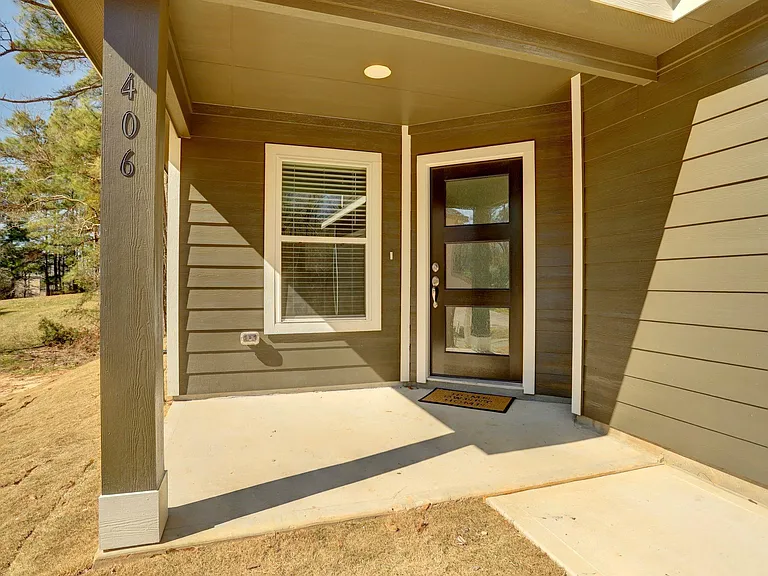 406 Noel — Photo 3