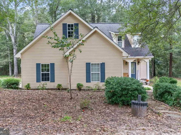 1527 Orange St, Vidalia, GA 30474