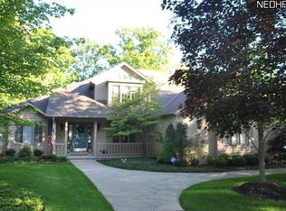 1245 Emerald Creek Dr, Broadview Heights, OH 44147