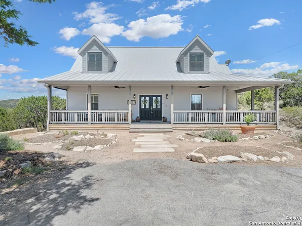 164 Scenic Crest, Lakehills, TX 78063