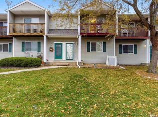 3510 N Kingston Dr APT 5, Peoria, IL 61604
