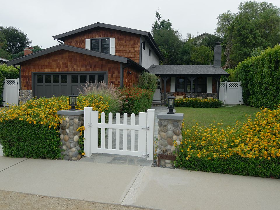 1st image of 30621 Sandtrap Dr