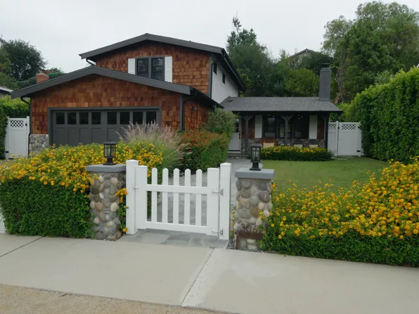 30621 Sandtrap Dr, Agoura Hills, CA 91301