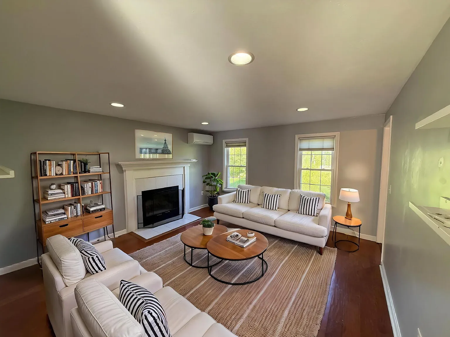 3 bed, 2.5 bath, $3,595 — Photo 3