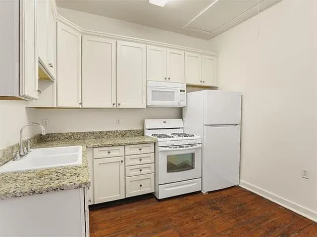 811 Decatur St #3 — Photo 10