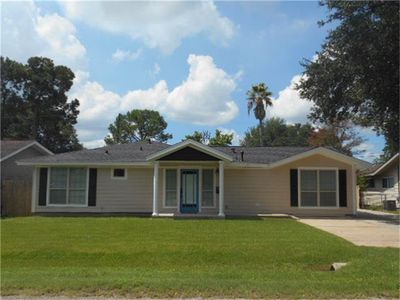 308 S 4th 1/2 St, Nederland, TX, 77627