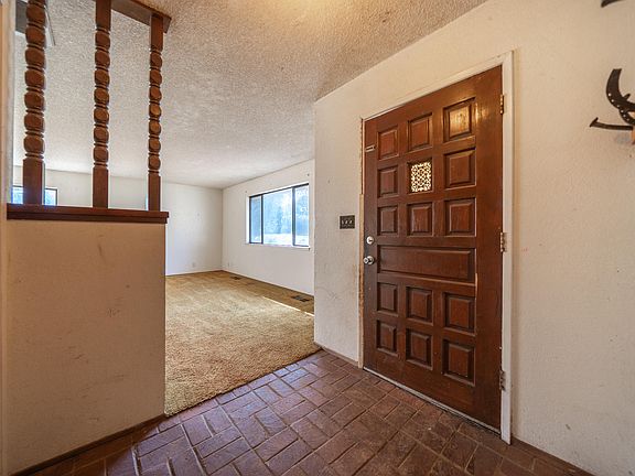 4th image of 8743 Airport Rd