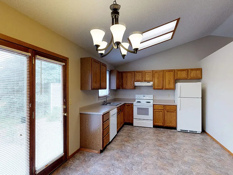 Cottage West Twin Homes — Photo 16