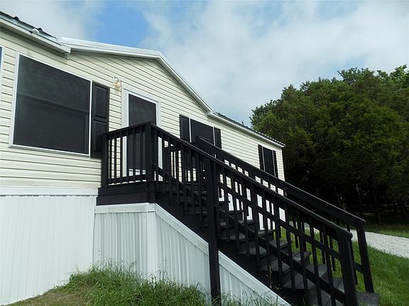 2nd image of 203 S Ridgeview Ct