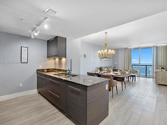 2nd image of 485 Brickell Ave APT 4309