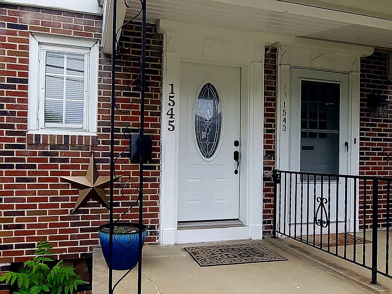 1545 Schuylkill Ave — Photo 11