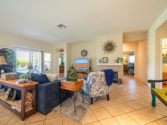 5th image of 44035 Parkview Ln