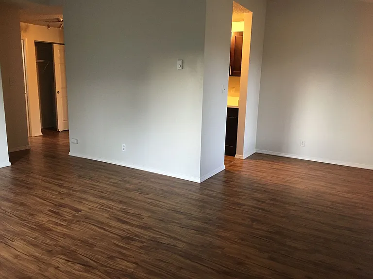 6511 Rainier Ave S — Photo 3