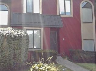 3660 Walden Dr APT C, Lexington, KY 40517