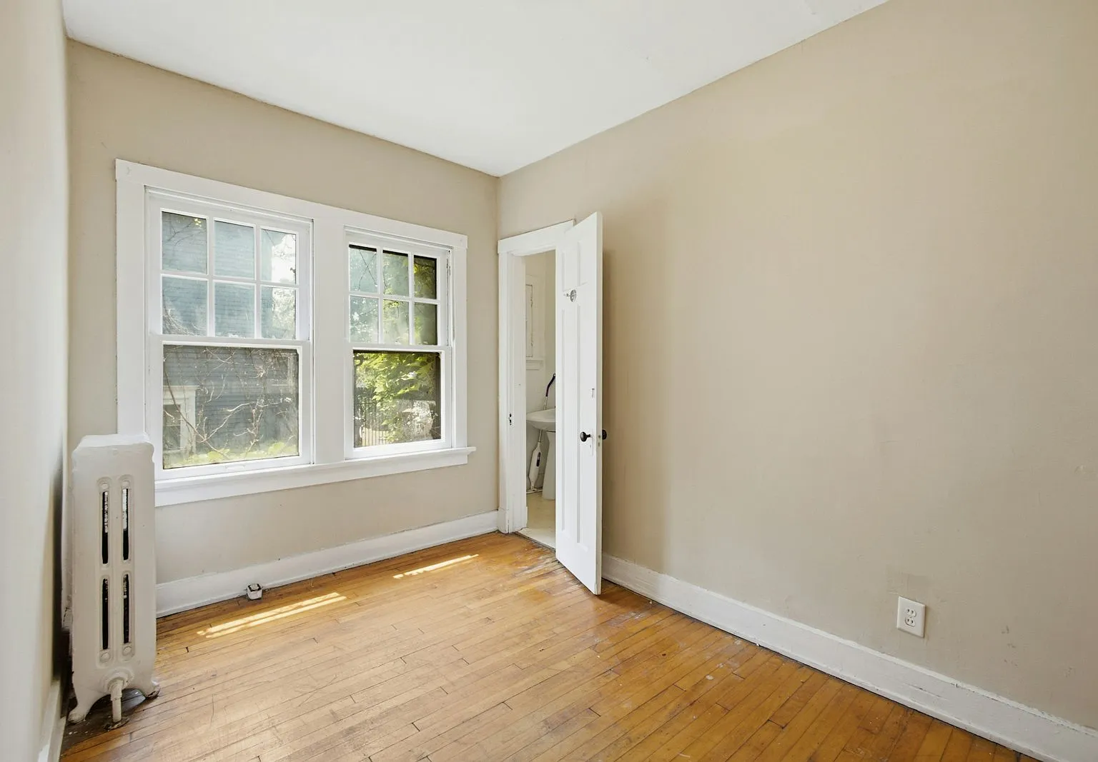 1704 North Pennsylvania Street, Unit B — Photo 3