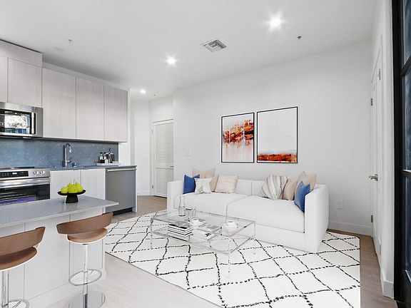 2nd image of 11640 Mayfield Ave #5031033