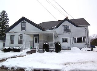 405 S Main St, Mishicot, WI 54228