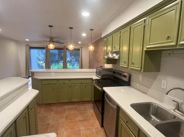 401 Boca Chica Blvd APT 103, Brownsville, TX 78520