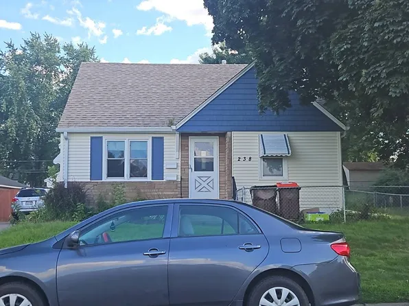 238 Macarthur St E, South Saint Paul, MN 55075