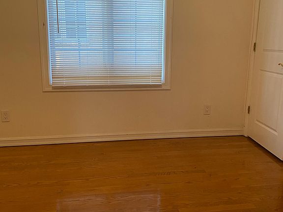 3rd image of 7201 267street Glen Oaks Floor 2