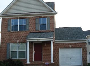 412 Misty Knoll Dr, Rockville, MD 20850