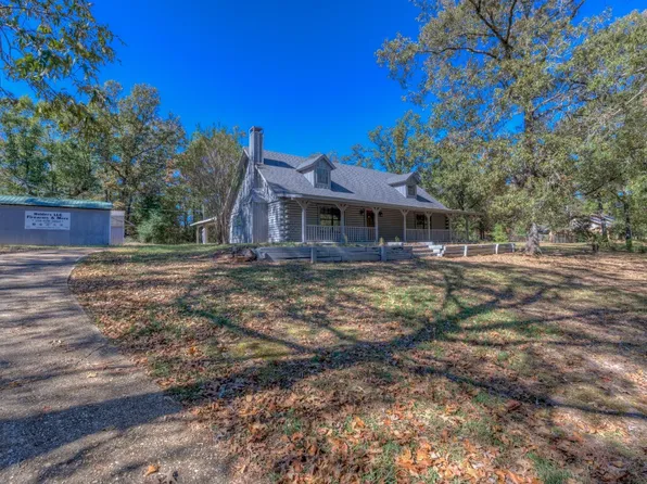 302 Woodard Dr, Minden, LA 71055